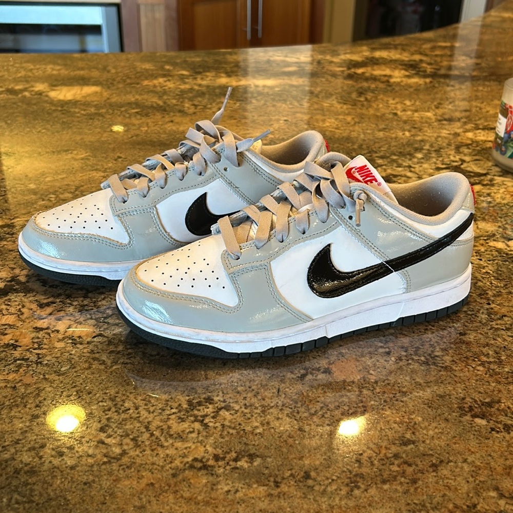 Nike Women’s Dunks